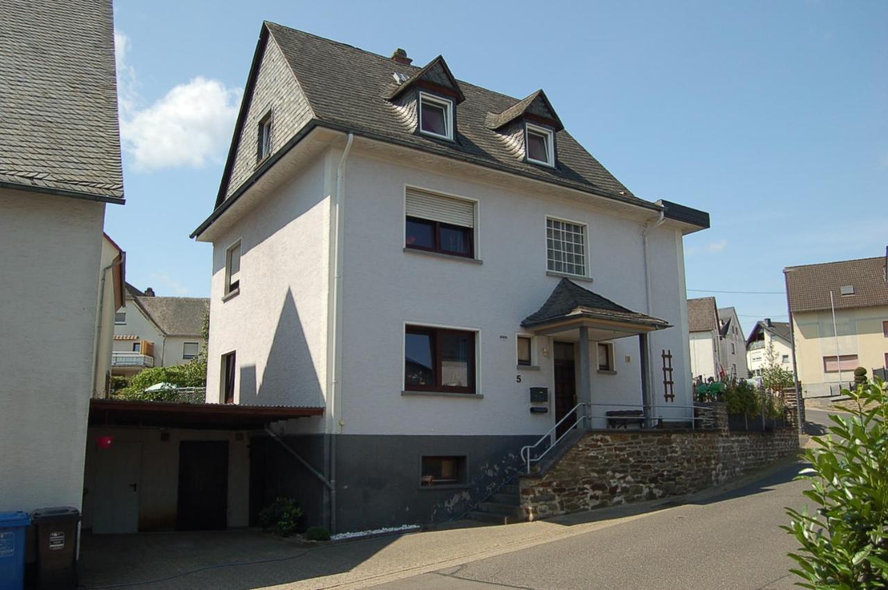 Niederburger Herberge Exterior photo